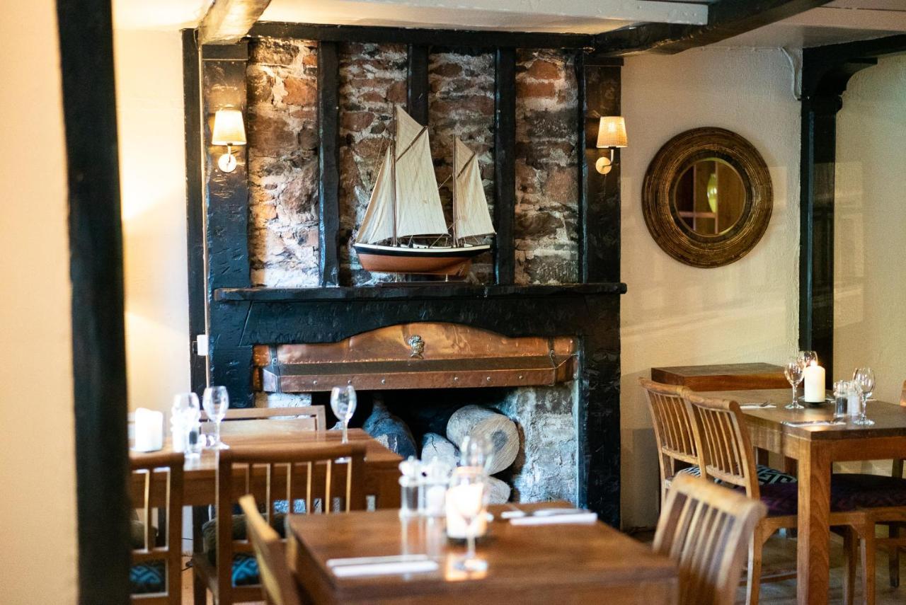 Bed and Breakfast The Bickley Mill Ньютон Эбэт Экстерьер фото