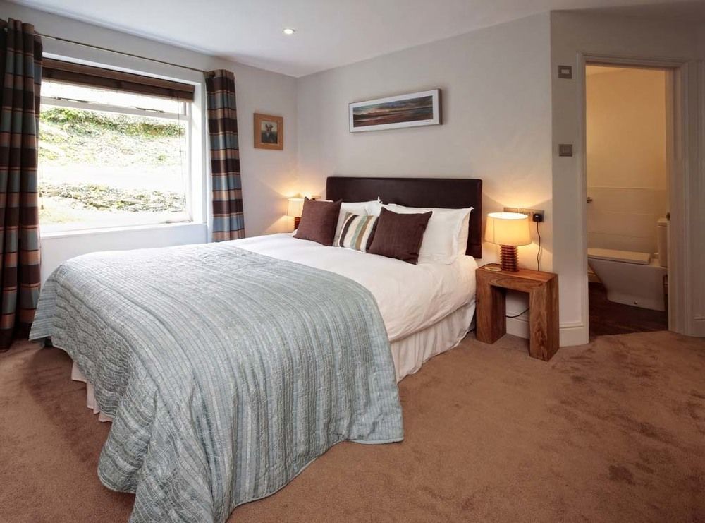 Bed and Breakfast The Bickley Mill Ньютон Эбэт Экстерьер фото